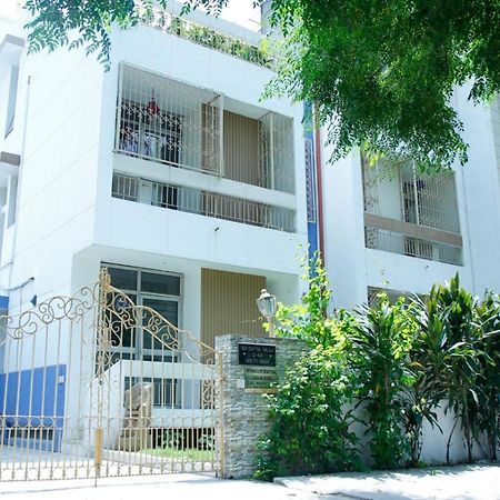 Maplewood Guest House, Neeti Bagh, New Delhiit Is A Boutiqu Guest House - Room 5 Kültér fotó