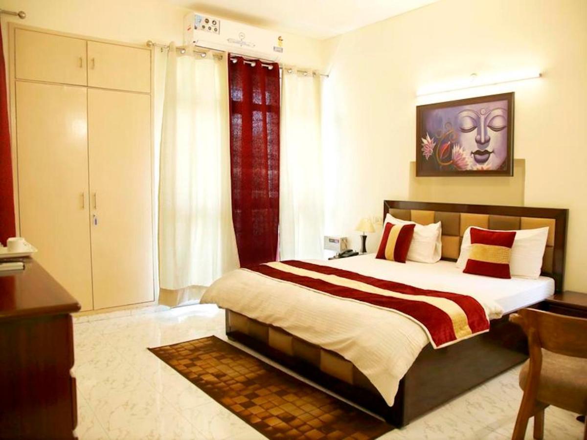 Maplewood Guest House, Neeti Bagh, New Delhiit Is A Boutiqu Guest House - Room 5 Kültér fotó