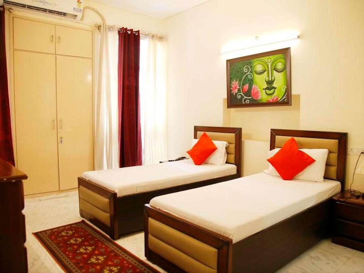 Maplewood Guest House, Neeti Bagh, New Delhiit Is A Boutiqu Guest House - Room 5 Kültér fotó