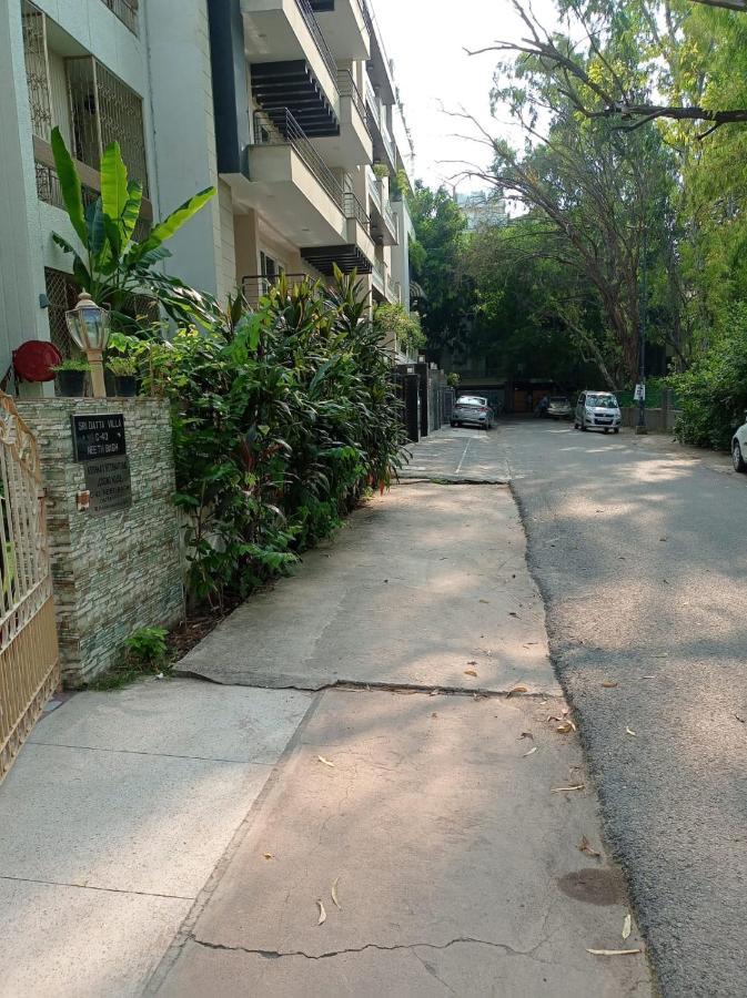 Maplewood Guest House, Neeti Bagh, New Delhiit Is A Boutiqu Guest House - Room 5 Kültér fotó