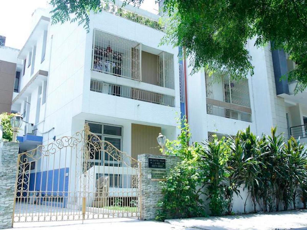Maplewood Guest House, Neeti Bagh, New Delhiit Is A Boutiqu Guest House - Room 5 Kültér fotó