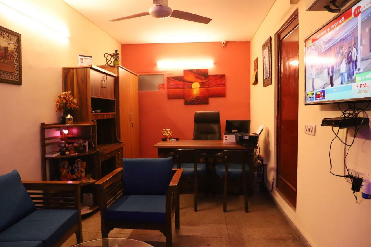 Maplewood Guest House, Neeti Bagh, New Delhiit Is A Boutiqu Guest House - Room 5 Kültér fotó