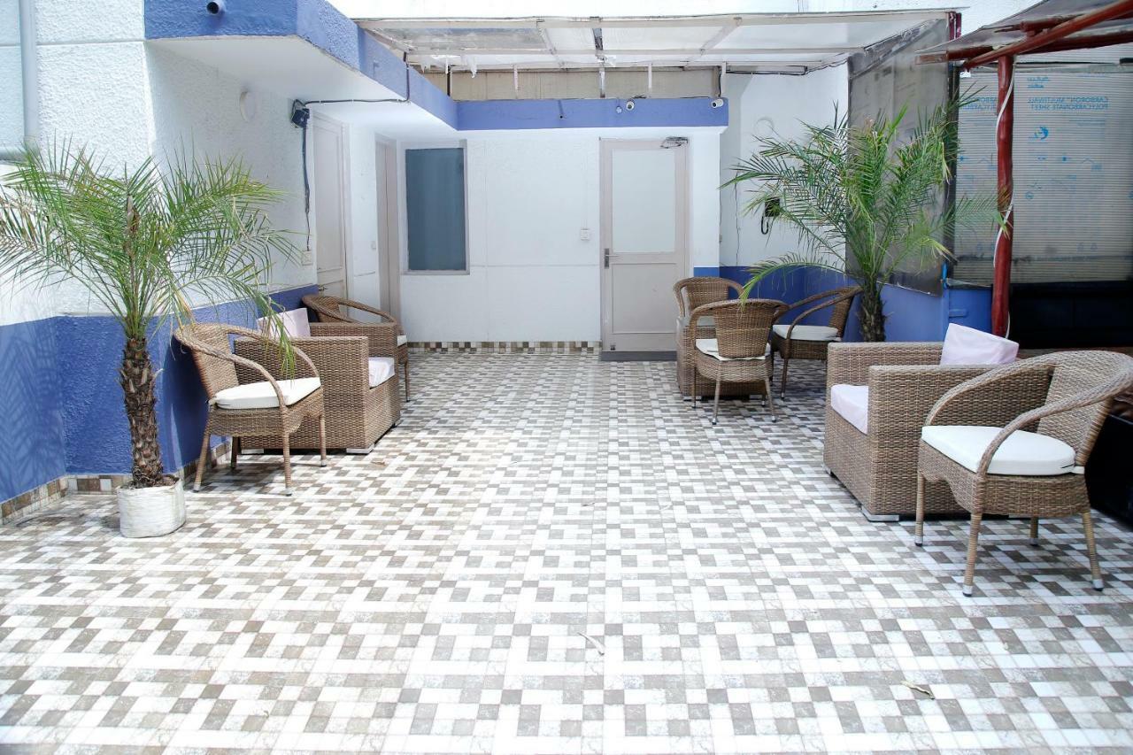 Maplewood Guest House, Neeti Bagh, New Delhiit Is A Boutiqu Guest House - Room 5 Kültér fotó