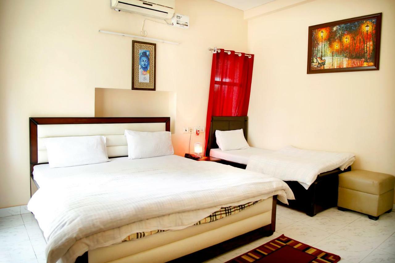 Maplewood Guest House, Neeti Bagh, New Delhiit Is A Boutiqu Guest House - Room 5 Kültér fotó