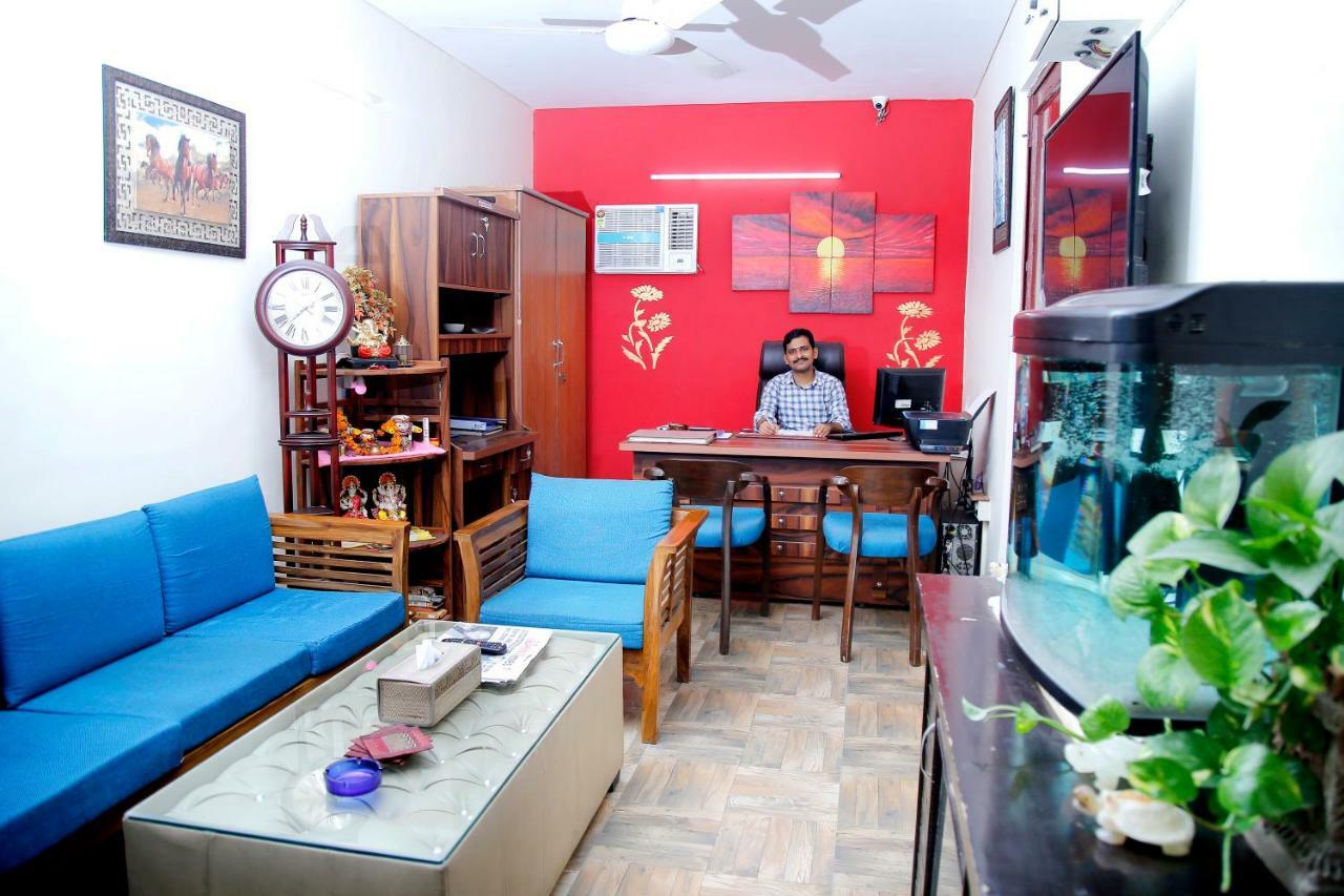 Maplewood Guest House, Neeti Bagh, New Delhiit Is A Boutiqu Guest House - Room 5 Kültér fotó