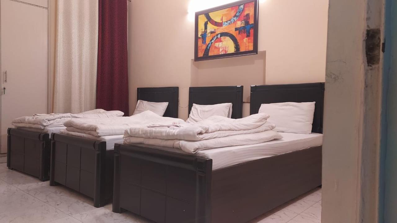 Maplewood Guest House, Neeti Bagh, New Delhiit Is A Boutiqu Guest House - Room 5 Kültér fotó